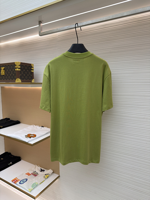 アミコピー クラシックなエンボスのADCシルエット無地半袖Tシャツ
