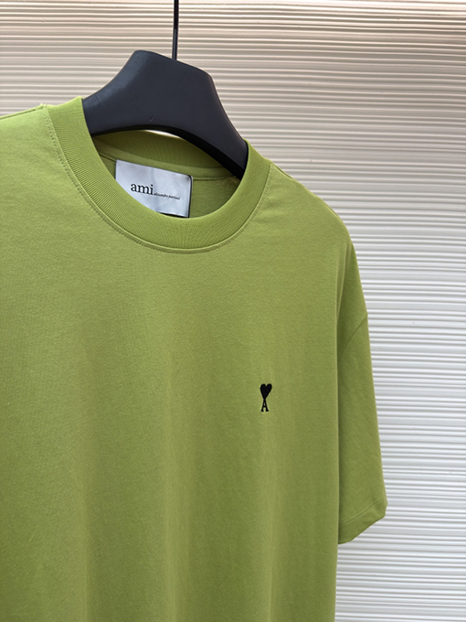 アミコピー クラシックなエンボスのADCシルエット無地半袖Tシャツ