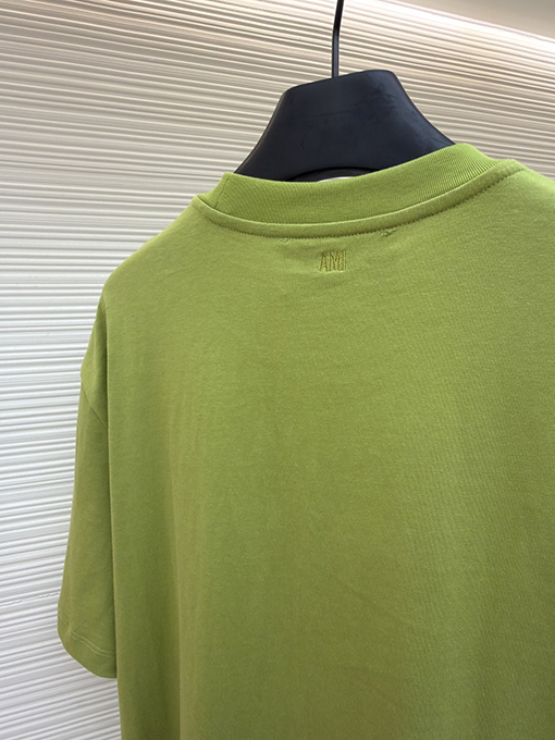 アミコピー クラシックなエンボスのADCシルエット無地半袖Tシャツ