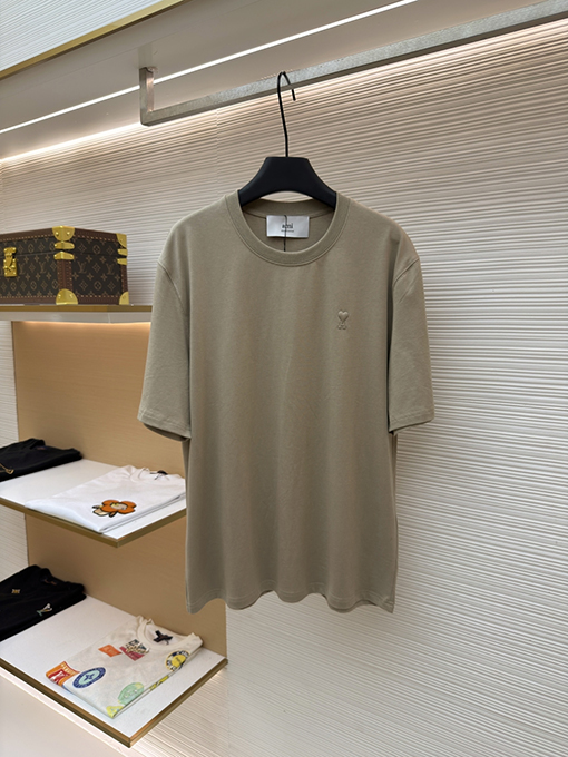 アミコピー クラシックなエンボスのADCシルエット無地半袖Tシャツ