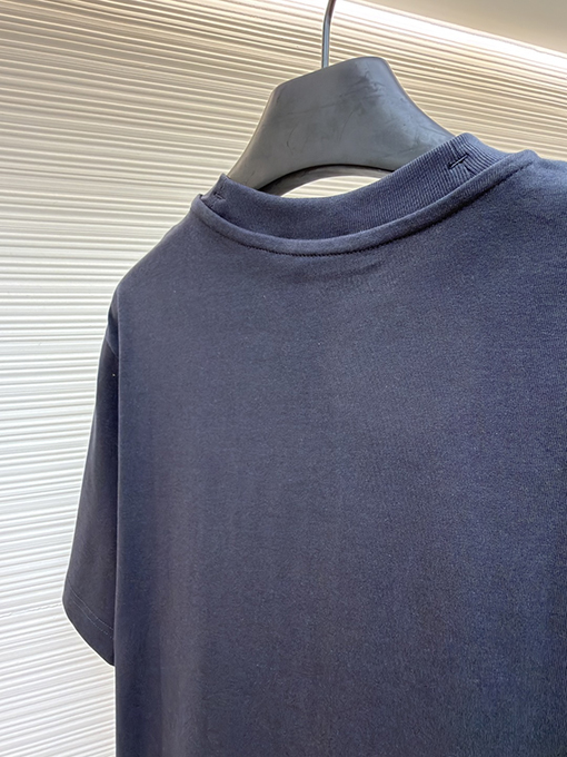モンクレール ストライプロゴパッチ付き半袖Tシャツ
