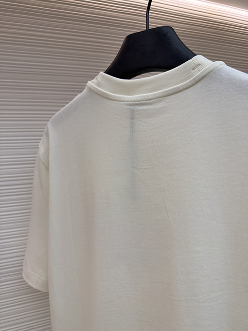 モンクレール ストライプロゴパッチ付き半袖Tシャツ