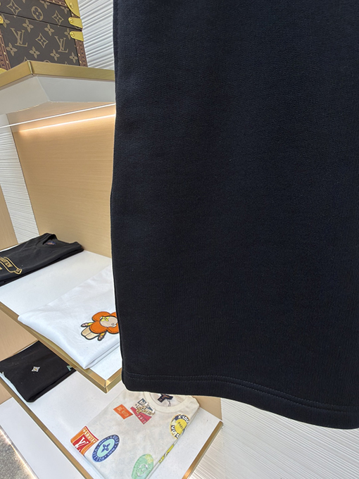バーバリー 国旗の刺繍入りコットンショーツ
