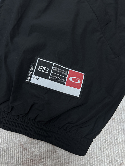 バレンシアガ Balenciaga Basketball 文字プリントのジップアップジャケットシリーズ