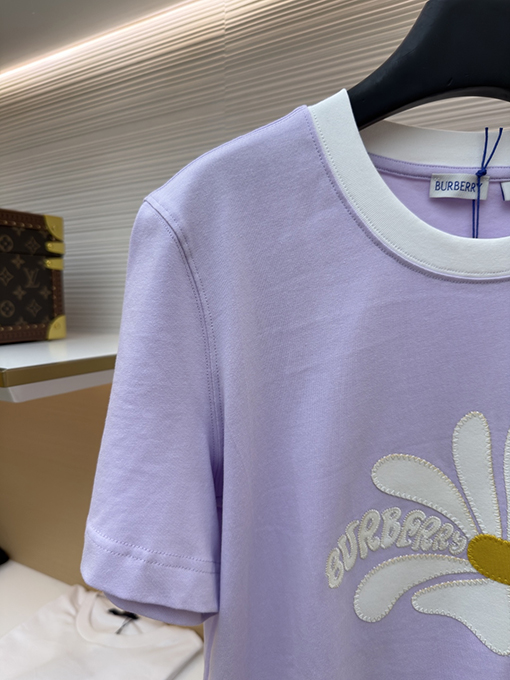 バーバリー レディースデイジー刺繍入り半袖Tシャツ