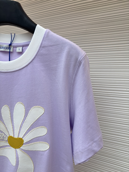 バーバリー レディースデイジー刺繍入り半袖Tシャツ