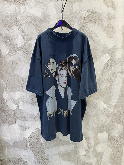 バレンシアガコピー アンバサダーコラボレーションシリーズ シグネチャーエディション イタスタイル半袖Tシャツ