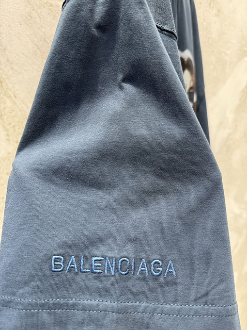 バレンシアガコピー アンバサダーコラボレーションシリーズ シグネチャーエディション イタスタイル半袖Tシャツ