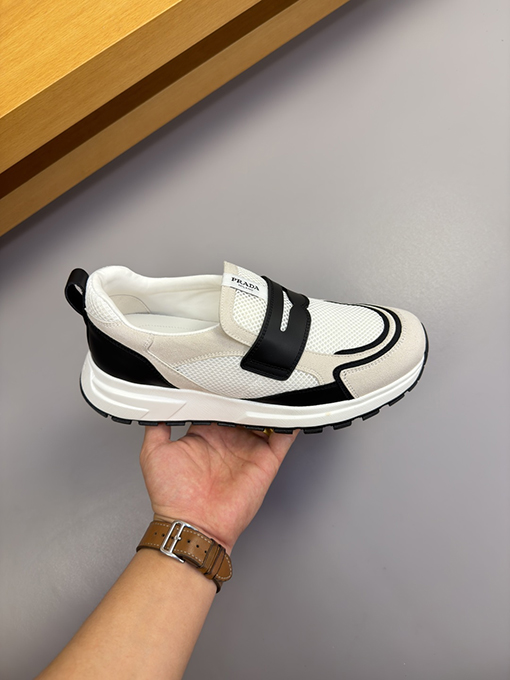 プラダ ナッパレザーメッシュスポーツシューズ 