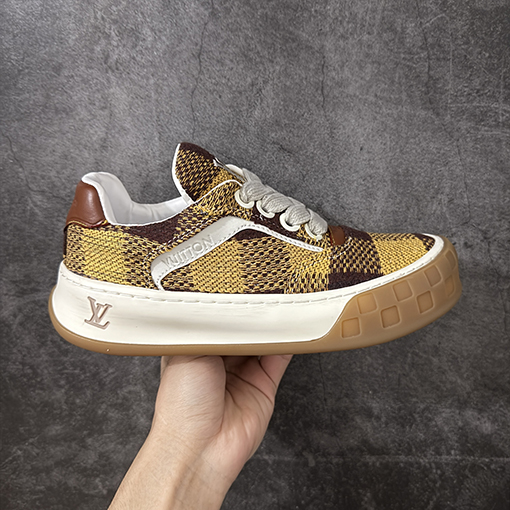 ルイヴィトンスーパーコピー Tilted Low Sneakers ローカットモノグラム デニムスポーツシューズ 