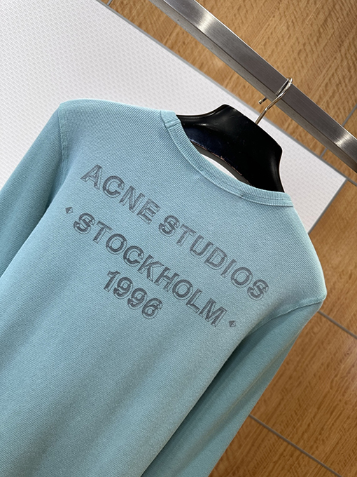 アクネストゥディオズコピー Acne Studios 1996 レディースレタープリント入りウォッシュリブ編み長袖シャ​​ツ