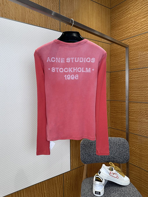 アクネストゥディオズコピー Acne Studios 1996 レディースレタープリント入りウォッシュリブ編み長袖シャ​​ツ