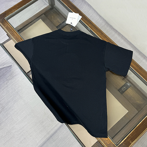 モンクレールコピー 夏の新作 クルーネック半袖Tシャツ