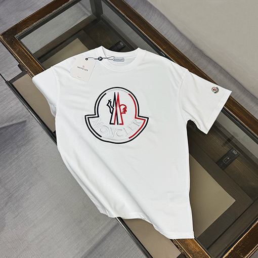 モンクレールコピー 夏の新作 クルーネック半袖Tシャツ