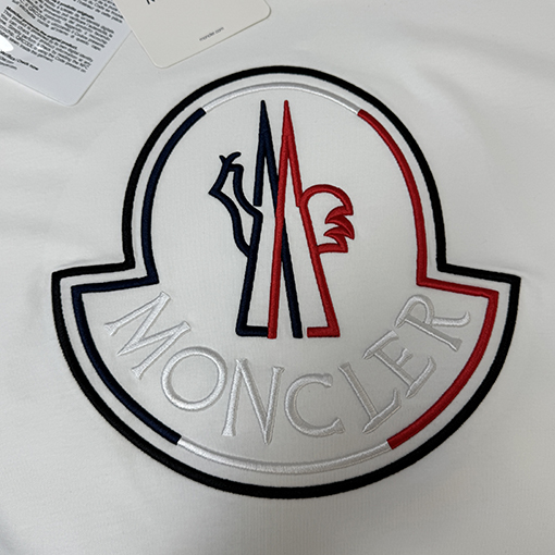 モンクレールコピー 夏の新作 クルーネック半袖Tシャツ