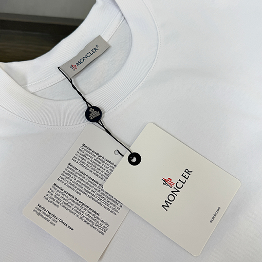 モンクレールコピー 夏のクラシッククルーネック半袖Tシャツ
