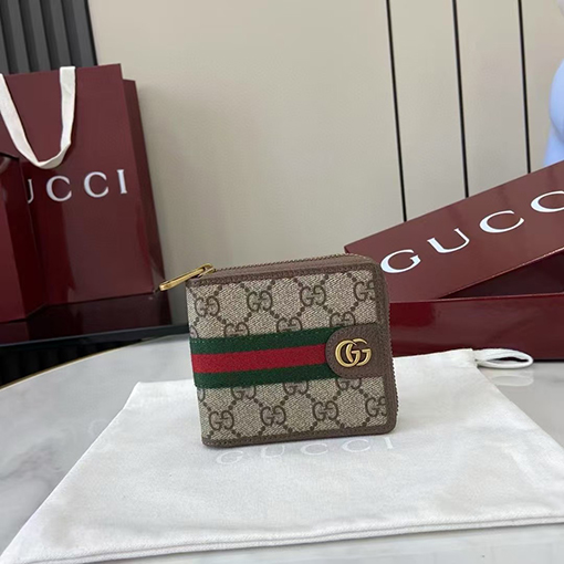 グッチ Ophidia GG Supreme 目を引く斬新なカードパックシリーズ