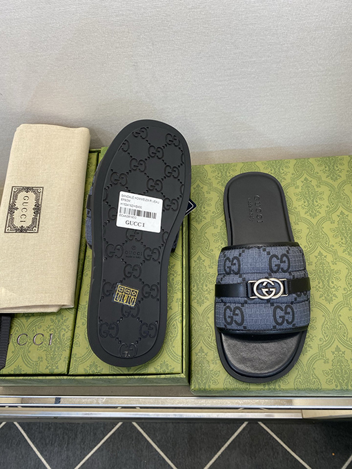 グッチ 最新の夏のメンズファッションスリッパ