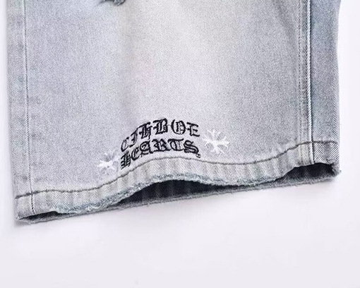 クロムハーツデニムショーツスーパーコピー クラシックな刺繍ロゴ入りダメージデニムショーツ
