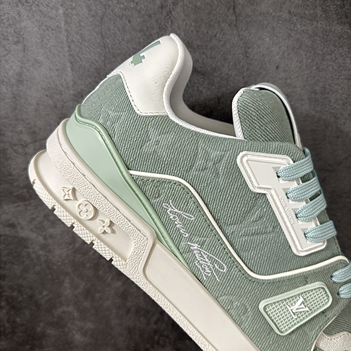 ルイヴィトンコピー LV Trainer ハイエンドスポーツシューズシリーズ