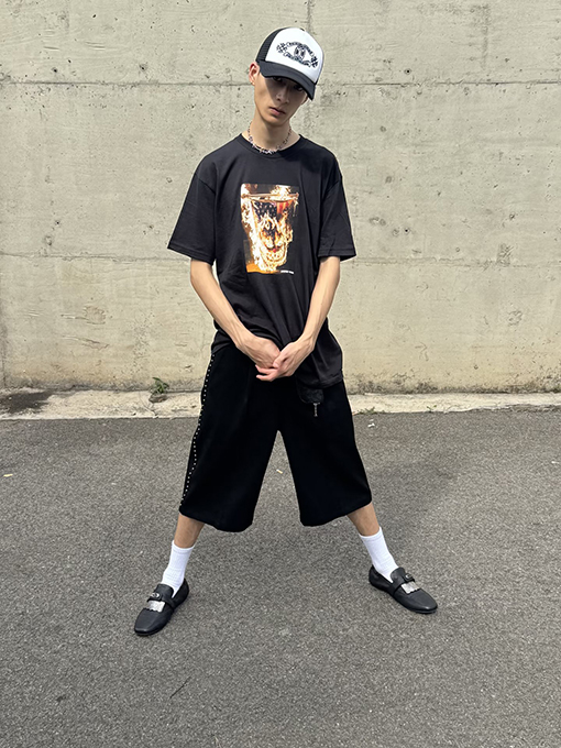 シュプリーム半袖Tシャツコピー コラボレーション作品燃えるアメリカ国旗の写真プリント入り半袖Tシャツ