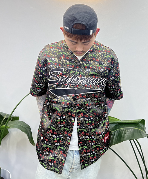 シュプリーム SUPREME 花柄ジャカード織りの半袖ジャージー