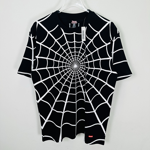 シュプリーム半袖Tシャツスーパーコピー スパイダーマンとのコラボレーションプリント入り半袖Tシャツ