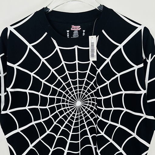 シュプリーム半袖Tシャツスーパーコピー スパイダーマンとのコラボレーションプリント入り半袖Tシャツ