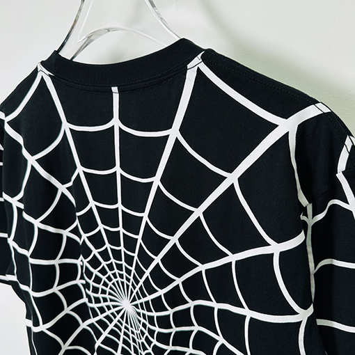 シュプリーム半袖Tシャツスーパーコピー スパイダーマンとのコラボレーションプリント入り半袖Tシャツ
