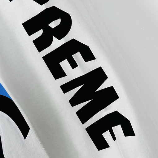 シュプリームコピー SUPREME 炎の幽霊の頭のプリント入りクルーネック長袖シャツ