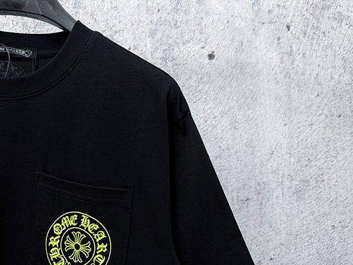 クロムハーツ半袖Tシャツスーパーコピー 新モデルプリント入りクルーネック半袖Tシャツ