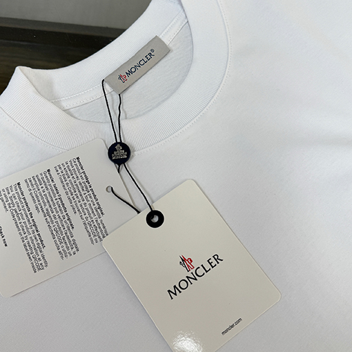 モンクレール 新作サマーファッション ラウンドネック半袖Tシャツ