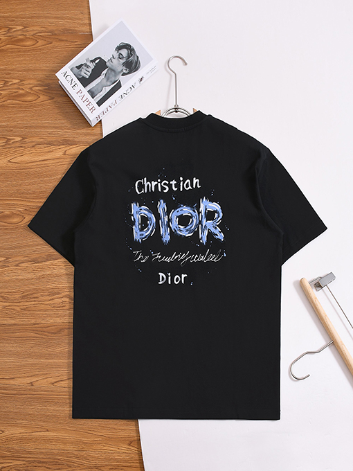 ディオール半袖Tシャツコピー Dior 手描きプリントの半袖Tシャツ