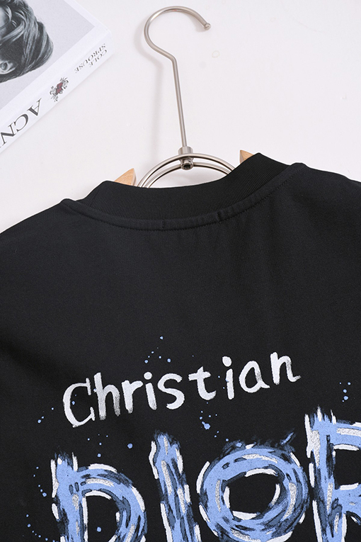 ディオール半袖Tシャツコピー Dior 手描きプリントの半袖Tシャツ