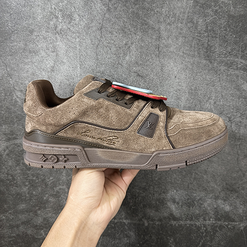 ルイヴィトン LV Trainer ダークブラウンのカーキ色のスニーカーシリーズ