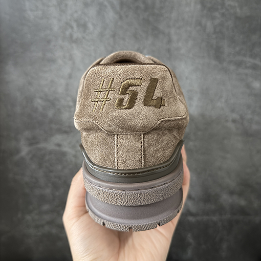 ルイヴィトン LV Trainer ダークブラウンのカーキ色のスニーカーシリーズ