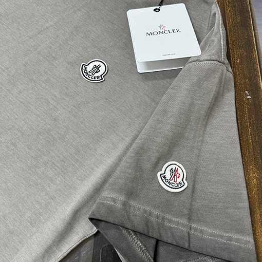 モンクレールコピー 最新カップルスタイルなウォッシュ半袖Tシャツ