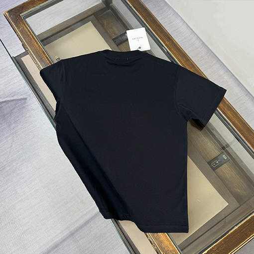 モンクレール クラシックな刺繍ロゴ入り半袖Tシャツ