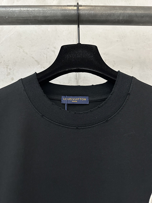 ルイヴィトン Louis Vuitton 貝殻刺繍入りクルーネック半袖Tシャツ