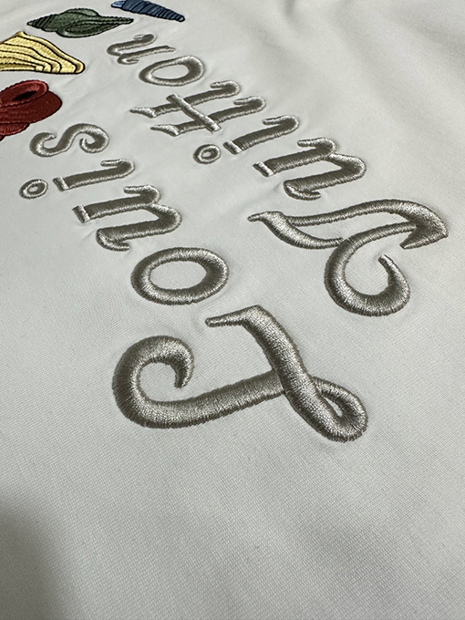 ルイヴィトン Louis Vuitton 貝殻刺繍入りクルーネック半袖Tシャツ
