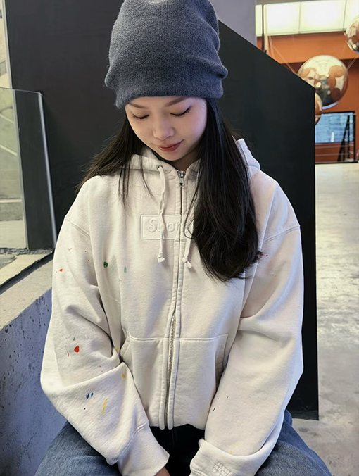 シュプリーム X マルタンマルジェラスーパーコピー SUPREME コラボレーションインクスプラッター刺繍ジップアップパーカー