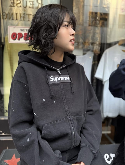 シュプリーム X マルタンマルジェラスーパーコピー SUPREME コラボレーションインクスプラッター刺繍ジップアップパーカー