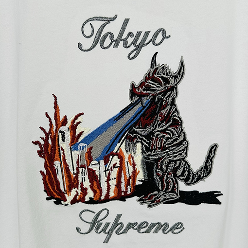 シュプリーム偽物 SUPREME 東京刺繍モンスター半袖Tシャツ