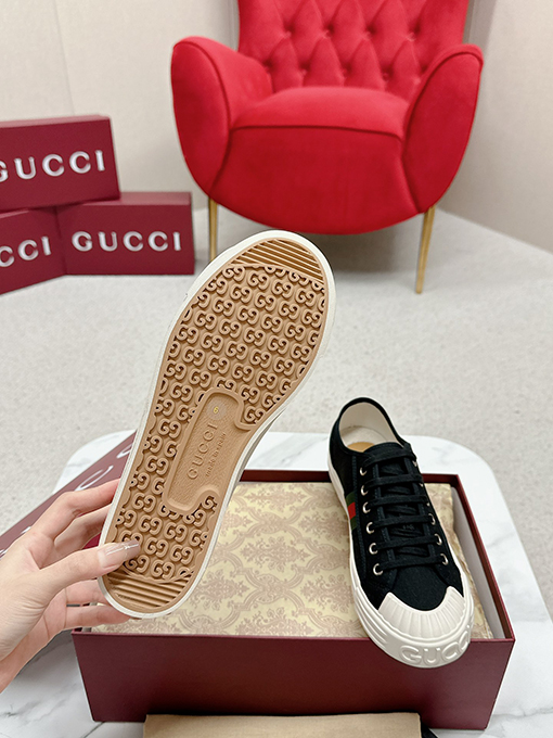 グッチキャンバスシューズスーパーコピー 最新のデニムキャンバスシューズ