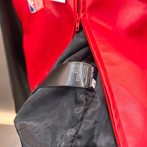 バレンシアガ偽物 BALENCIAGA コラボレーション ブラック＆レッド カラーブロックバッグ No.10 レザージャケット