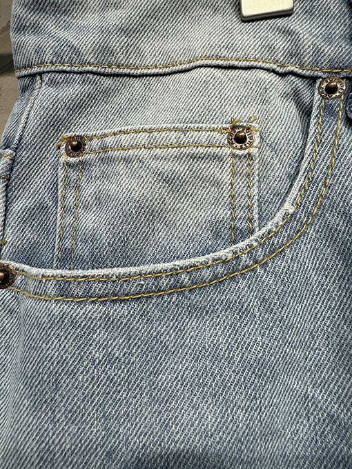 アクネストゥディオズ PatcDistressed Jeans FEah ウォッシュのダメージジーンズ