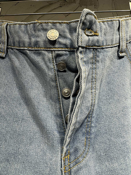 アクネストゥディオズ PatcDistressed Jeans FEah ウォッシュのダメージジーンズ