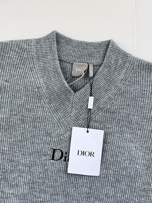 ディオール Dior 刺繍ロゴ入りVネックウール混ニットセーター
