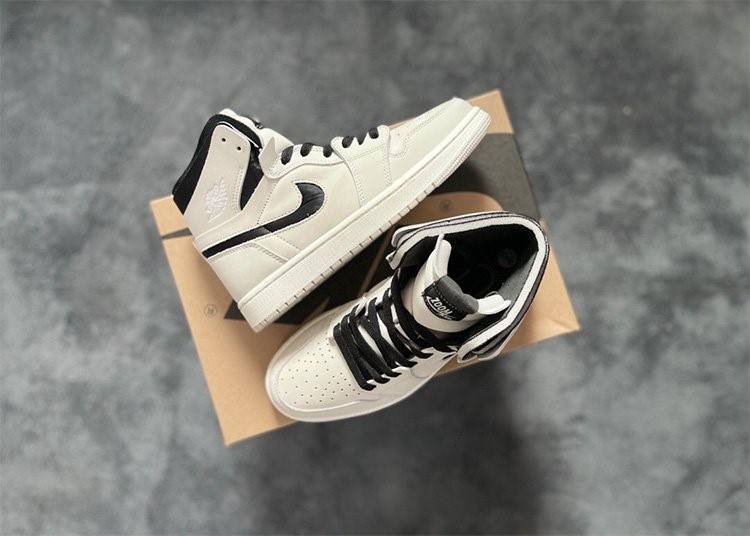 【ナイキ】AJ 1 Zoom Air CMFT"Summit White" メンズ レディース  スニーカー  