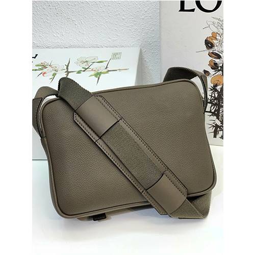 【LOEWE】military messenger ショルダー バック  